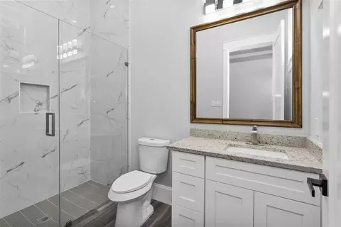 Bath - 27900 E Stallion Ln, Waller, TX 77484 photo 5 of 8
