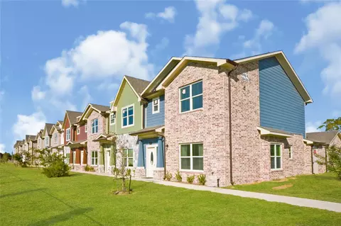 500 Legacy #401, Alvin, TX 77511