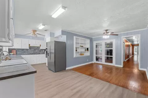 Entry Way - 406 E Second St, Corrigan, TX 75939 photo 2 of 7
