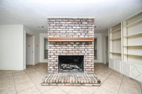 Living - 6702 Spring Leaf Dr, Spring, TX 77379 photo 3 of 10