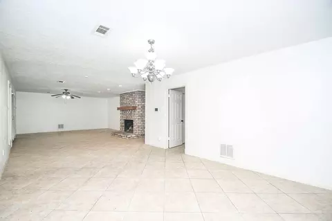 Living - 6702 Spring Leaf Dr, Spring, TX 77379 photo 9 of 10