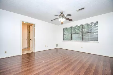 Bedroom - 6702 Spring Leaf Dr, Spring, TX 77379 photo 2 of 6