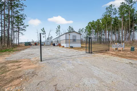 617 Road 5896, Cleveland, TX 77327