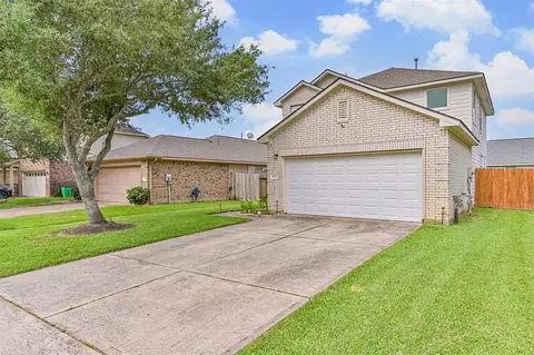 4714 Montclair Hill Ln, Fresno, TX 77545