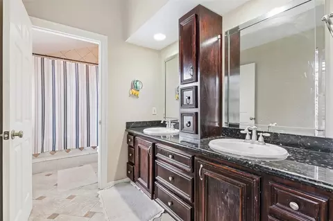 Bath - 25539 Chapel Ridge Ln, Spring, TX 77373 photo 1 of 4