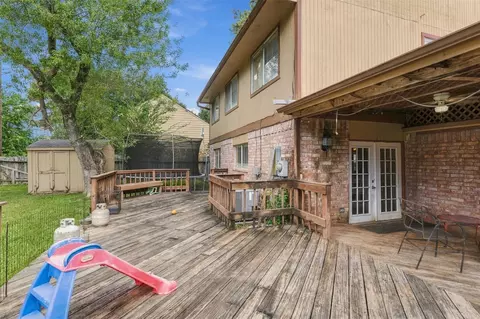 Exterior - 25539 Chapel Ridge Ln, Spring, TX 77373 photo 3 of 10