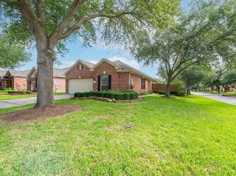 5331 Valley Bluff Ln, Katy, TX 77494