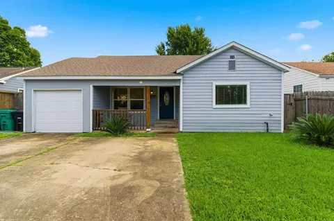 7717 Scanlock St, Houston, TX 77012