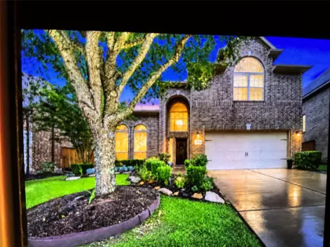 17615 Sauki Ln, Richmond, TX 77407