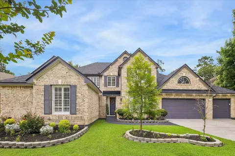 15 W Beckonvale Cir, The Woodlands, TX 77382