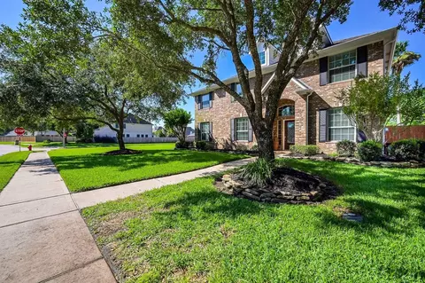 903 High Ridge Dr, Friendswood, TX 77546