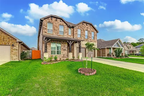 Exterior - 29515 Crimson Beech Dr, Spring, TX 77386 photo 3 of 4