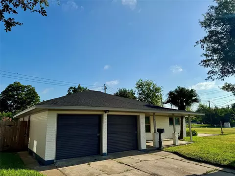 Exterior - 6321 Apache Dr, Pasadena, TX 77503 photo 2 of 6