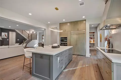 Kitchen - 25374 High Meadow West Dr, Montgomery, TX 77316 photo 1 of 1