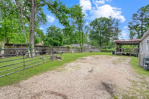 23594 Pine Forest Dr, New Caney, TX 77357
