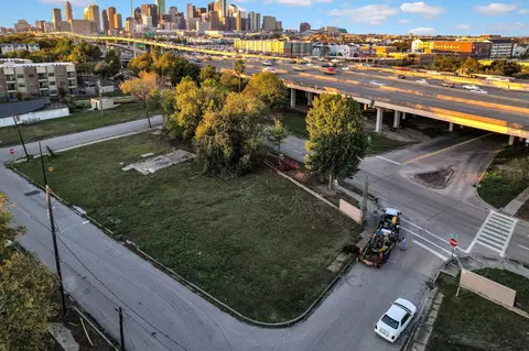 3217 Webster St, Houston, TX 77004