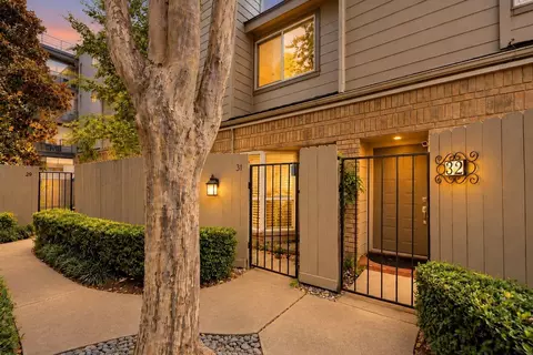 1829 Augusta Dr #31, Houston, TX 77057