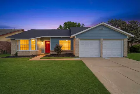 12330 Tambourine Dr, Stafford, TX 77477