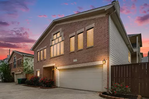 914 W 25th St #2, Houston, TX 77008