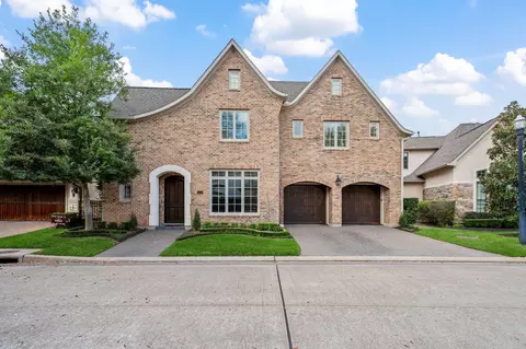 15426 Oyster Creek Ln, Sugar Land, TX 77478