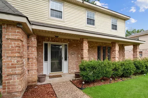 Exterior - 17319 Cypress Spring Dr, Spring, TX 77388 photo 6 of 12