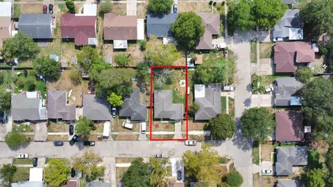 View/Area - 2706 Harvard St, Pasadena, TX 77502 photo 2 of 3
