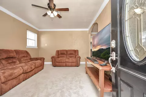 Entry Way - 2706 Harvard St, Pasadena, TX 77502 photo 1 of 1