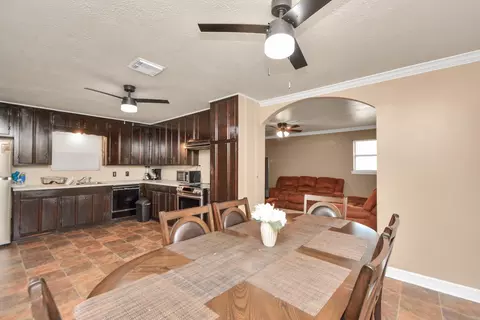 Dining - 2706 Harvard St, Pasadena, TX 77502 photo 1 of 4