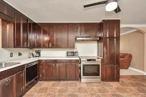 Kitchen - 2706 Harvard St, Pasadena, TX 77502 photo 1 of 3