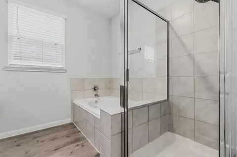 Bath - 23658 Buttress Root Dr, Spring, TX 77373 photo 2 of 2