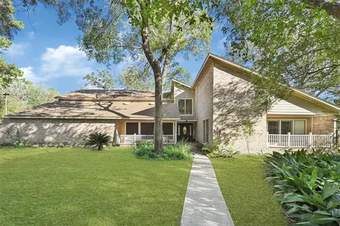 7714 Rolling Fork Ln, Houston, TX 77040