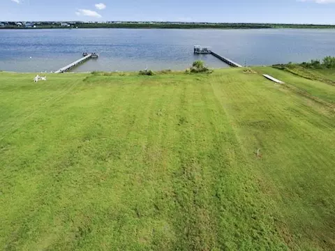 tbd Bay Dr, Palacios, TX 77465