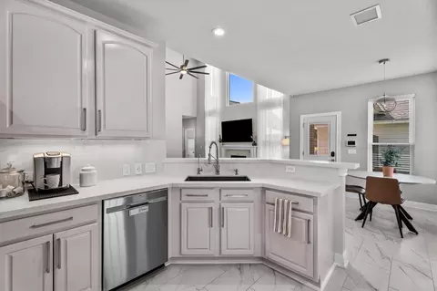 Kitchen - 3719 Sapling Trail Ct, Spring, TX 77388 photo 4 of 4