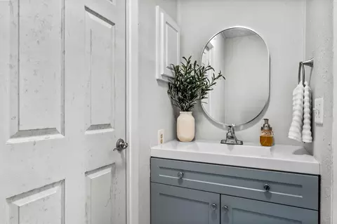 Bath - 3719 Sapling Trail Ct, Spring, TX 77388 photo 8 of 8