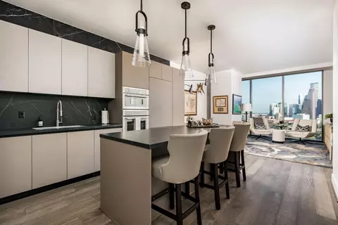 1711 Allen Pkwy #1905, Houston, TX 77019