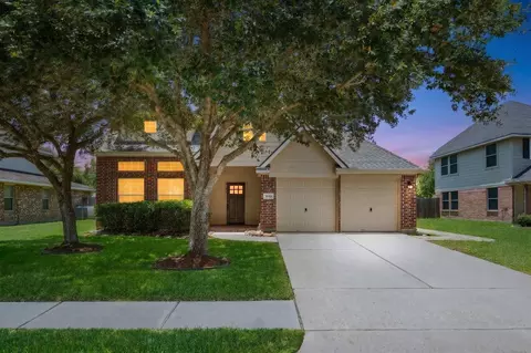 3806 Parry Field Ct, Pearland, TX 77584