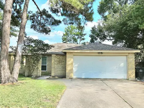 4231 Southchase Ln, Houston, TX 77014