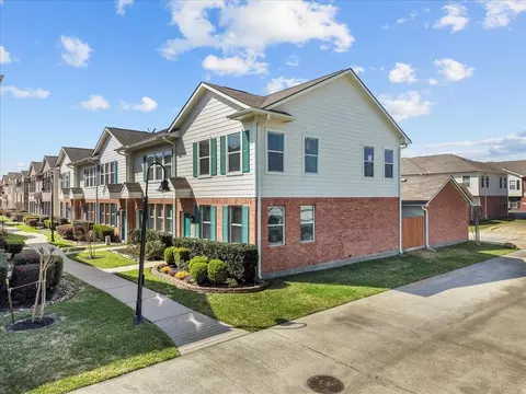 1937 Kemah Village Dr, Kemah, TX 77565