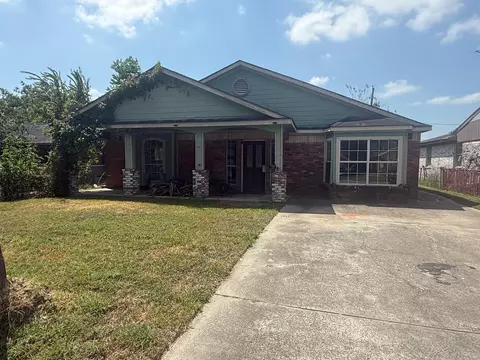 17018 Woodacre Dr, Houston, TX 77049