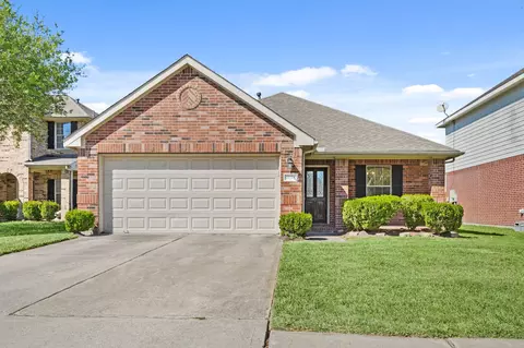 2134 Vermillion Oak St, Fresno, TX 77545