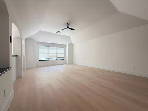 Living - 22110 Bridgestone Pine Ct, Spring, TX 77388 photo 3 of 7