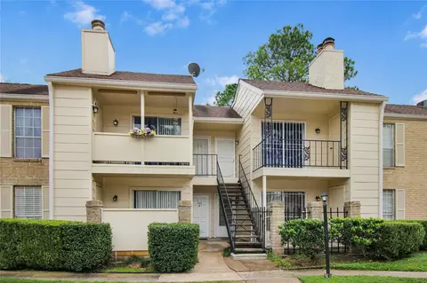 2800 Jeanetta St #605, Houston, TX 77063