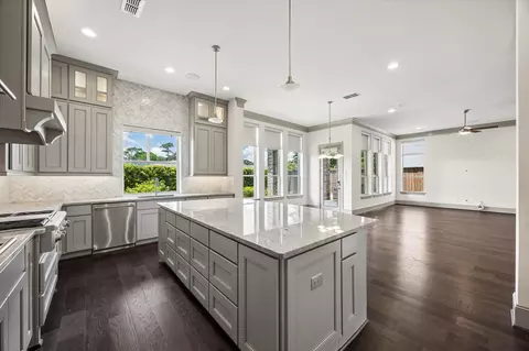 Kitchen - 1734 Cornelius Trace Loop, Houston, TX 77055 photo 4 of 5