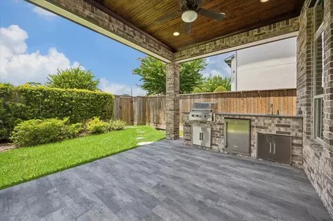Exterior - 1734 Cornelius Trace Loop, Houston, TX 77055 photo 4 of 5
