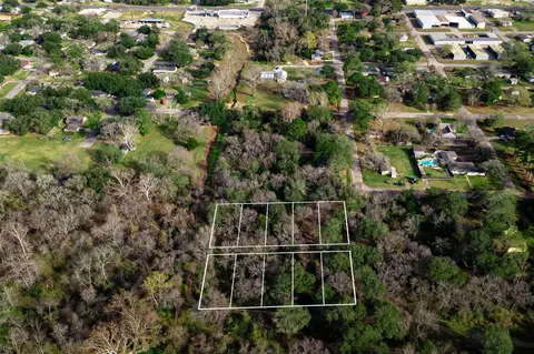 10 Baker St, Hempstead, TX 77445 photo 6