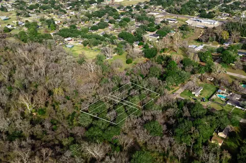 10 Baker St, Hempstead, TX 77445 photo 4