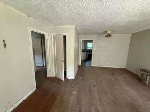 417 2nd St, Jasper, TX 75951 photo 2