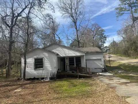 417 2nd St, Jasper, TX 75951