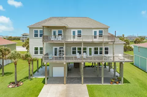 18502 E De Vaca, Galveston, TX 77554