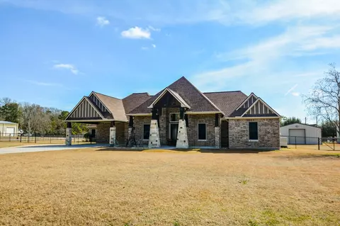 16173 Oaklawn Dr, Splendora, TX 77372